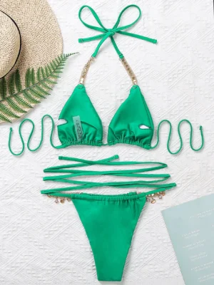 haut de bikini avec strass ras-du-cou