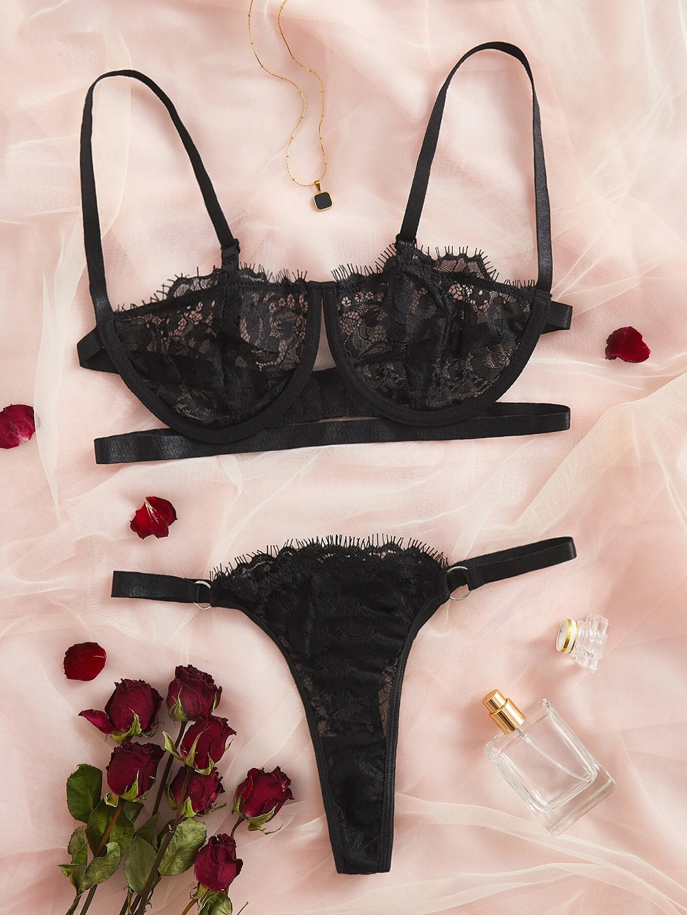 ensemble de lingerie en dentelle