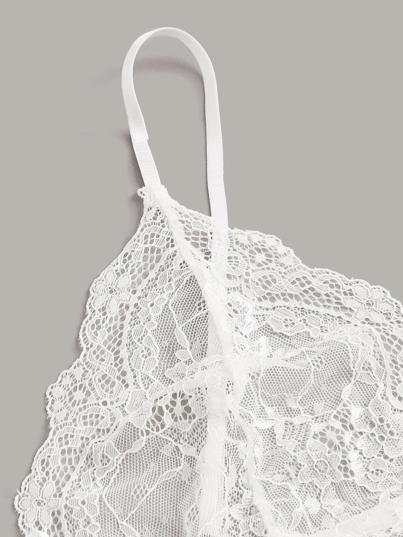 pyjama en dentelle avec satin – Image 3