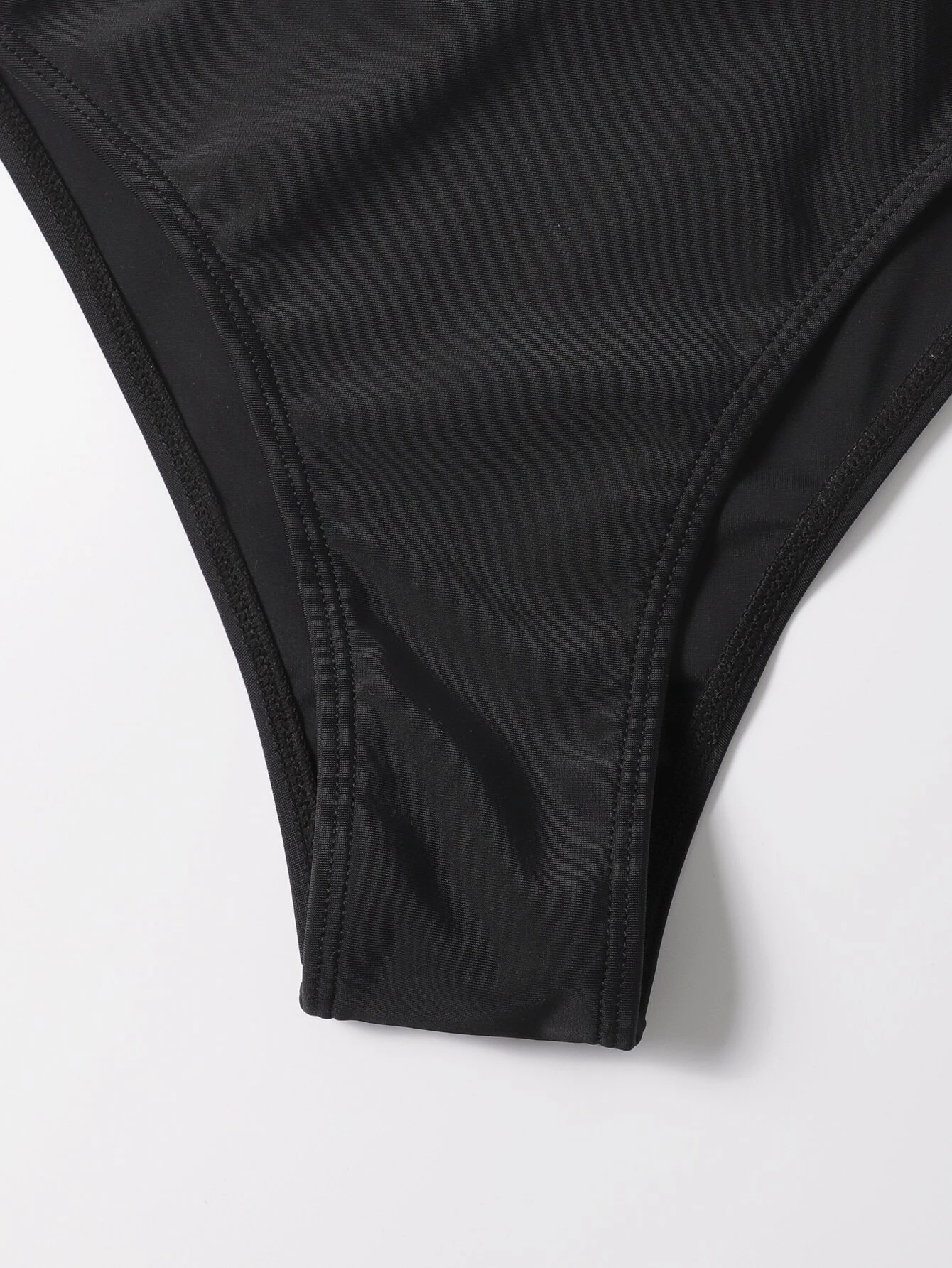 maillot de bain une pièce asymétrique avec découpe – Image 6