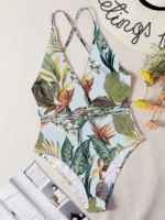 maillot de bain une pièce à imprimé tropical à lacets