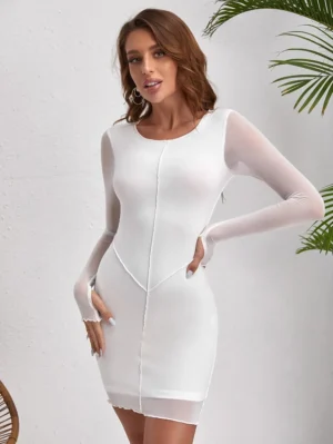 robe cousue avec détails rayés en maille motif laitue
