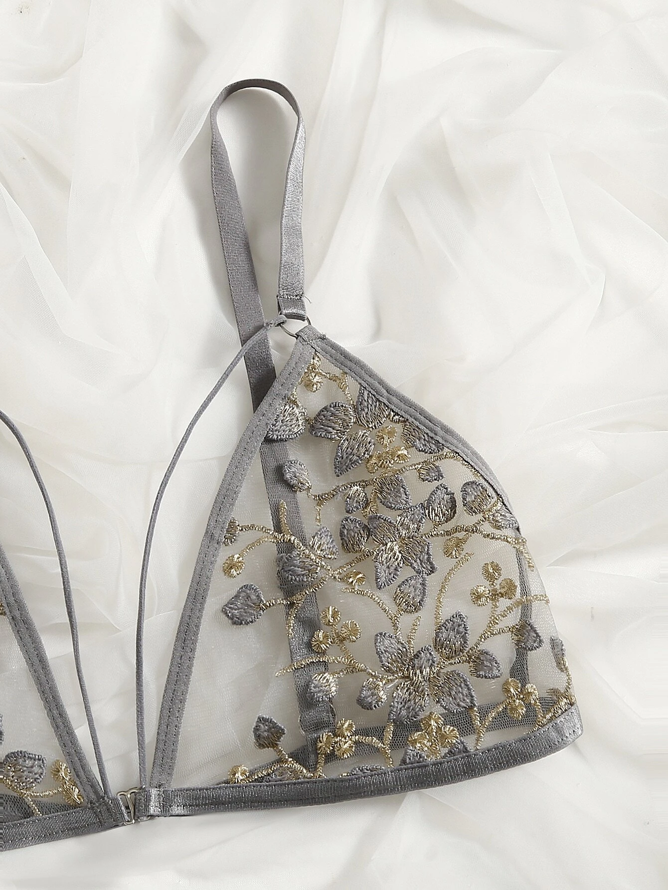 Ensemble de lingerie brodé fleur découpe – Image 3
