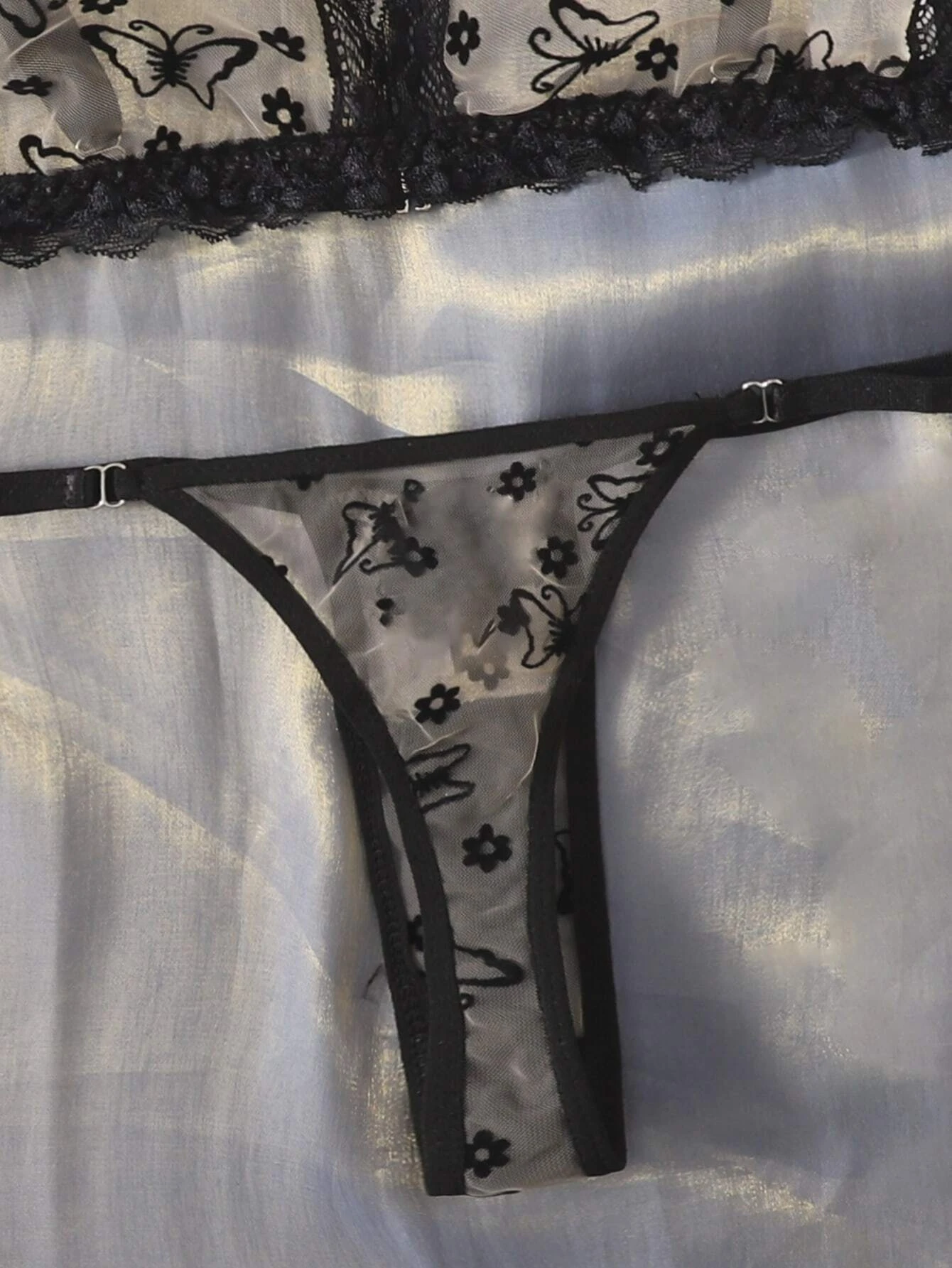 Ensemble de lingerie à broderie en tulle en dentelle – Image 3