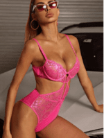 Body de lingerie raffiné en dentelle avec découpe