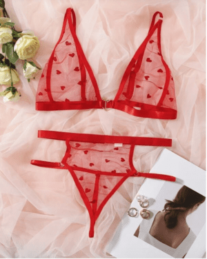 Ensemble de lingerie avec motif cœur à tulle