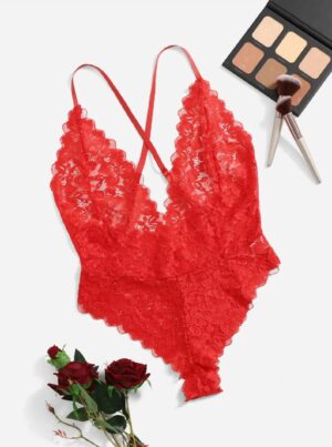 Body de lingerie en dentelle plongeant