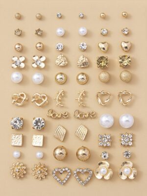 30 paires Clous d'oreilles avec strass