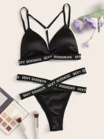 Ensemble de lingerie à imprimé lettres