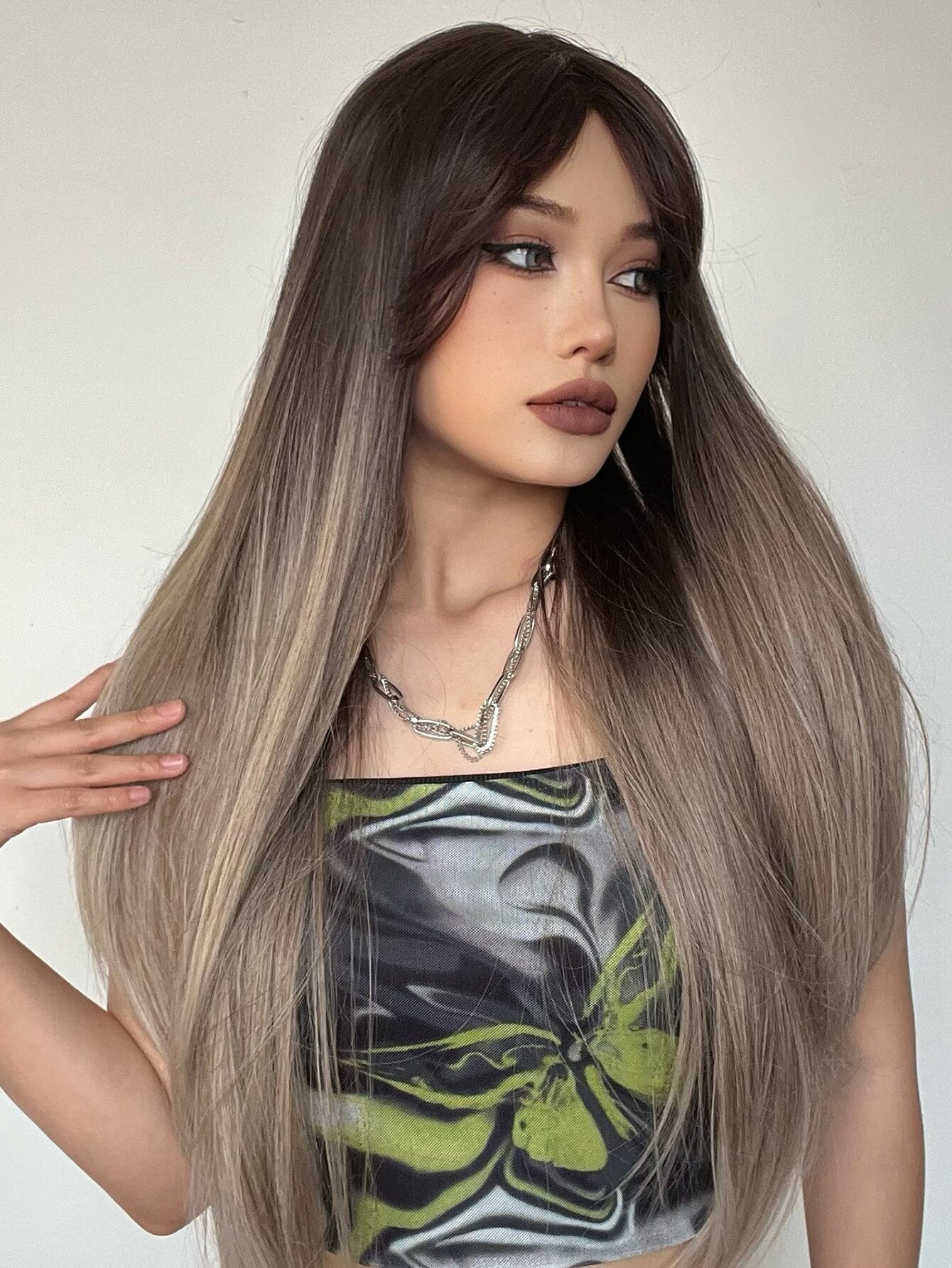 26 Pouce Dégradé Cheveux Raides Perruques Avec Franges Synthétique Fibre Cheveux Remplacement Perruques Pour Femme Fille – Image 5