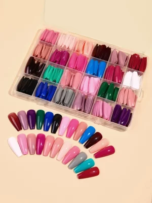 576 pièces Faux ongles long cercueil de couleur mélangée