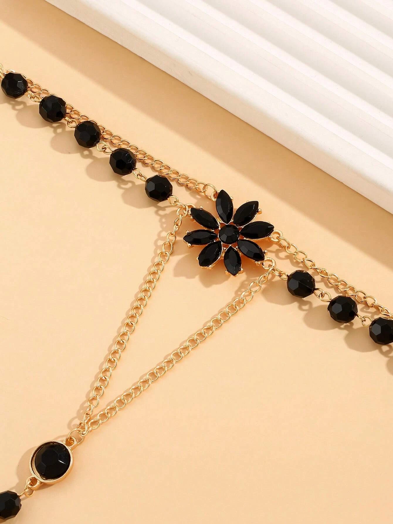 Bracelet À Doigt À Fleur – Image 2